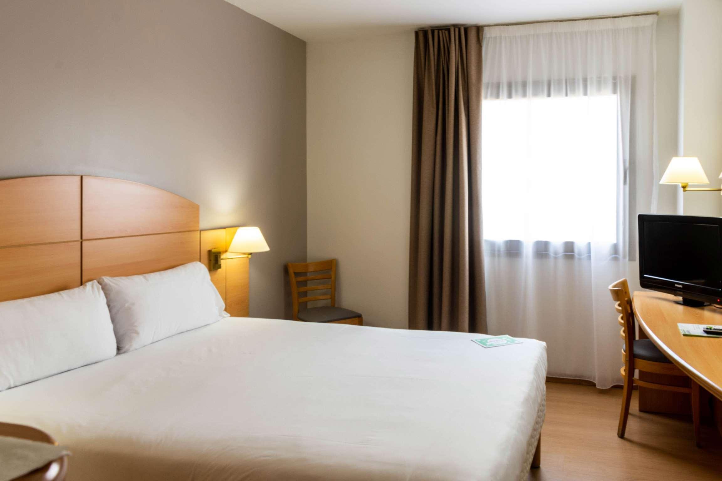 Travelodge Madrid Αλκαλά ντε Ενάρες Εξωτερικό φωτογραφία