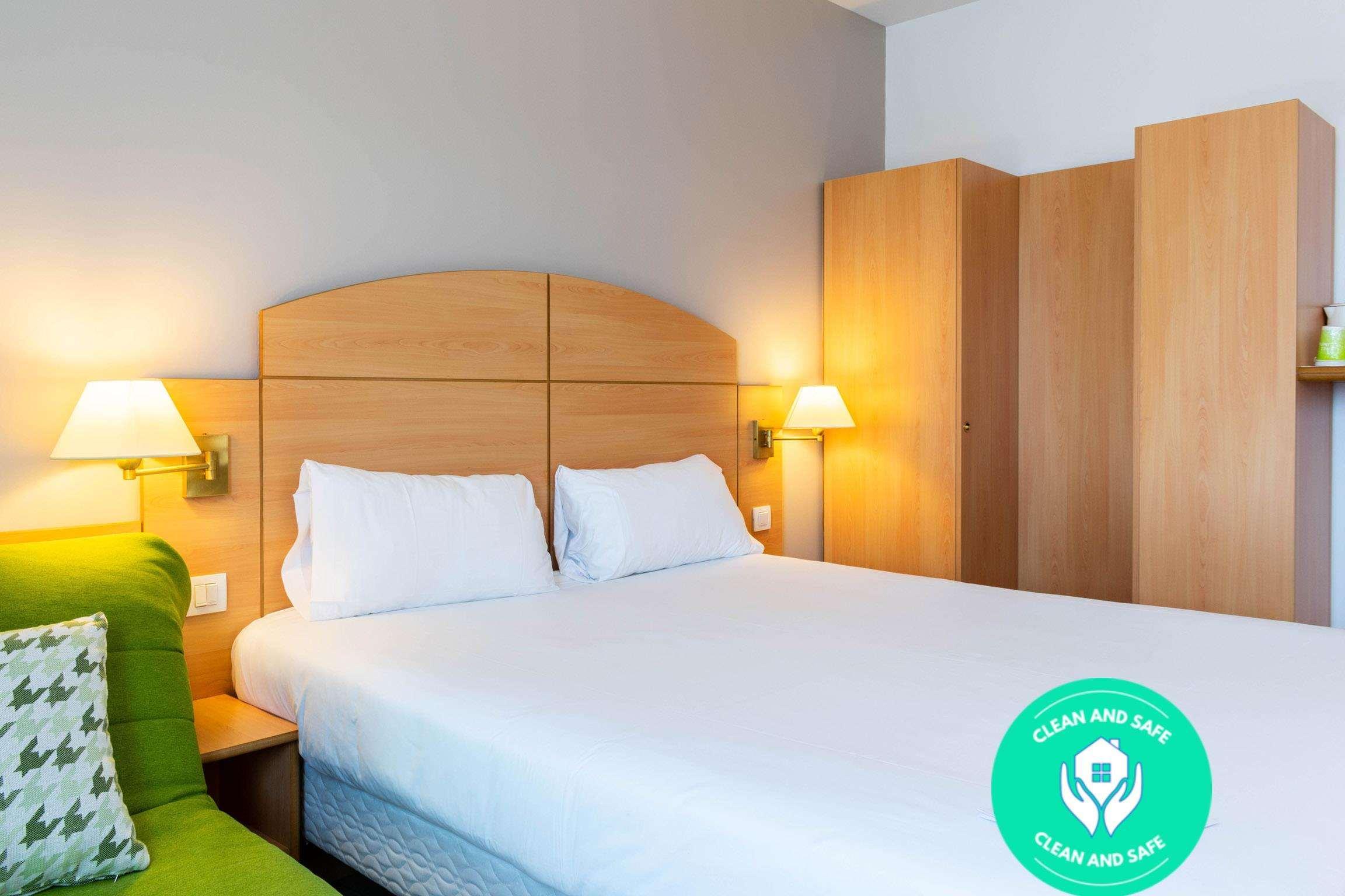 Travelodge Madrid Αλκαλά ντε Ενάρες Εξωτερικό φωτογραφία