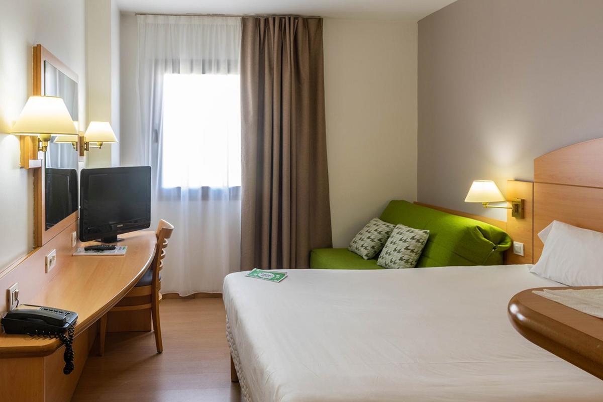 Travelodge Madrid Αλκαλά ντε Ενάρες Εξωτερικό φωτογραφία