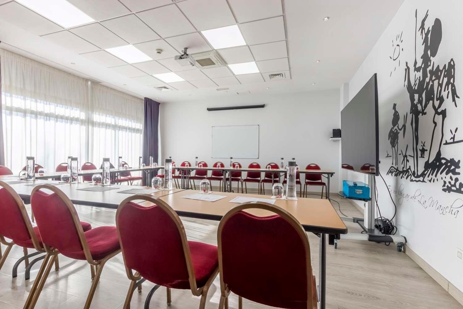 Travelodge Madrid Αλκαλά ντε Ενάρες Εξωτερικό φωτογραφία