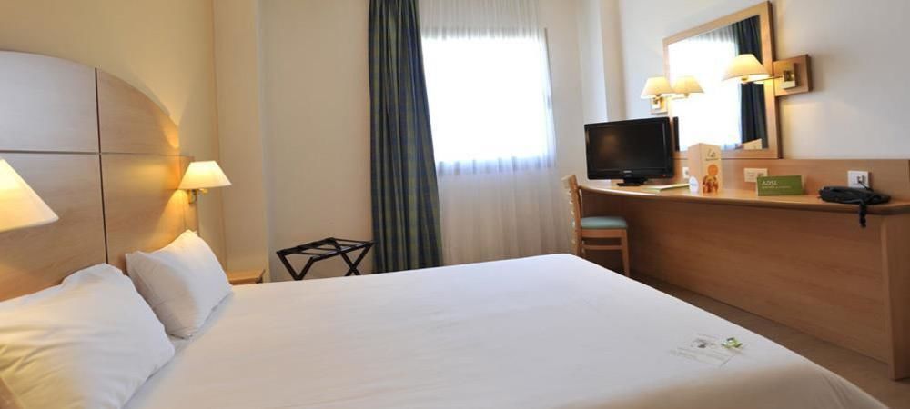 Travelodge Madrid Αλκαλά ντε Ενάρες Εξωτερικό φωτογραφία